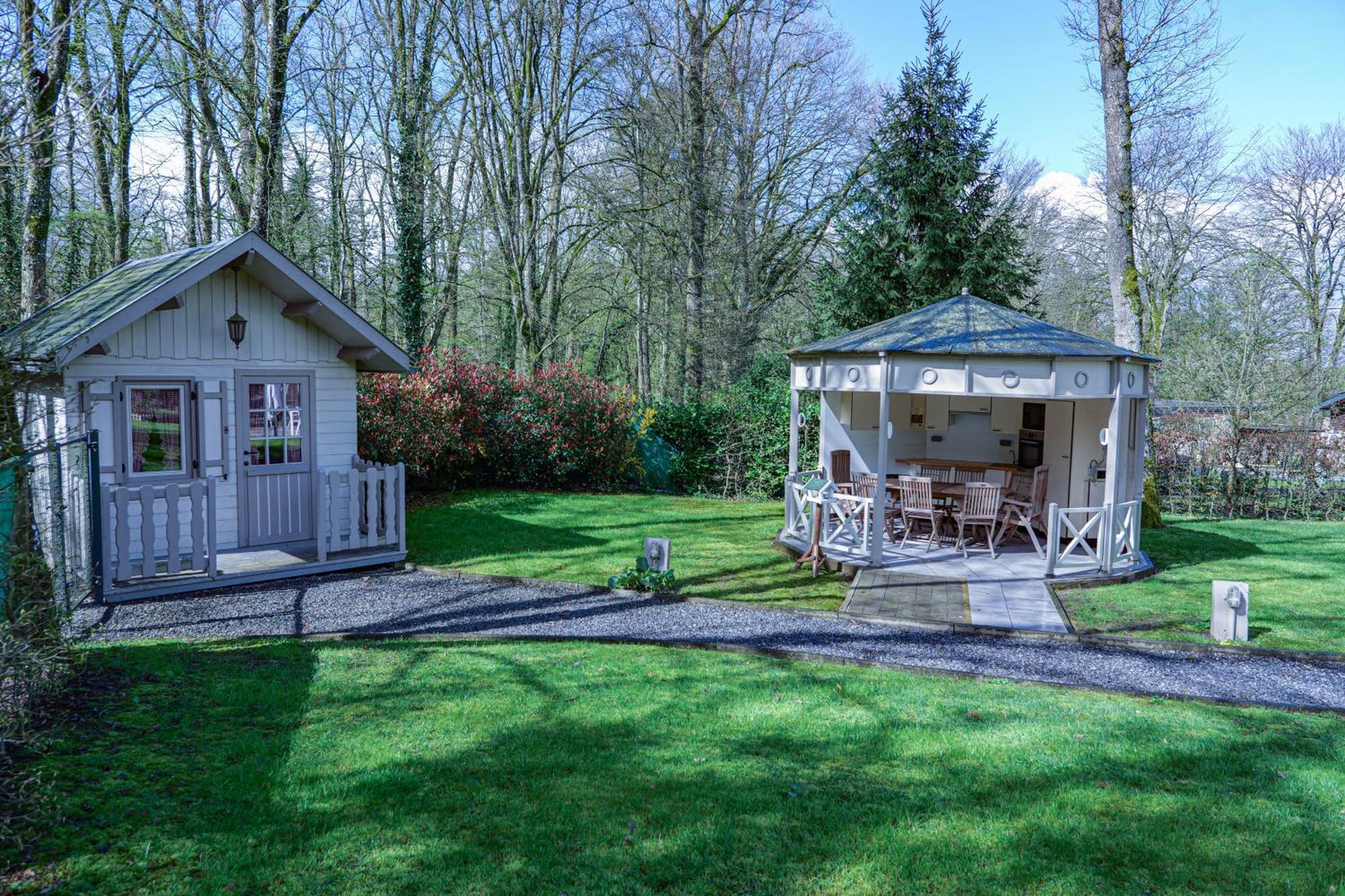 Le Colibri Spa Jacuzzi Durbuy Kültér fotó