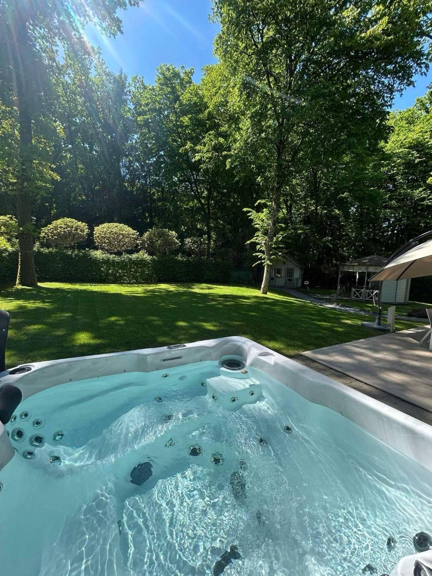 Le Colibri Spa Jacuzzi Durbuy Kültér fotó